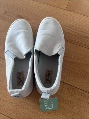 Zodiac Slip-On Canvas Sneakers in Pale Gray